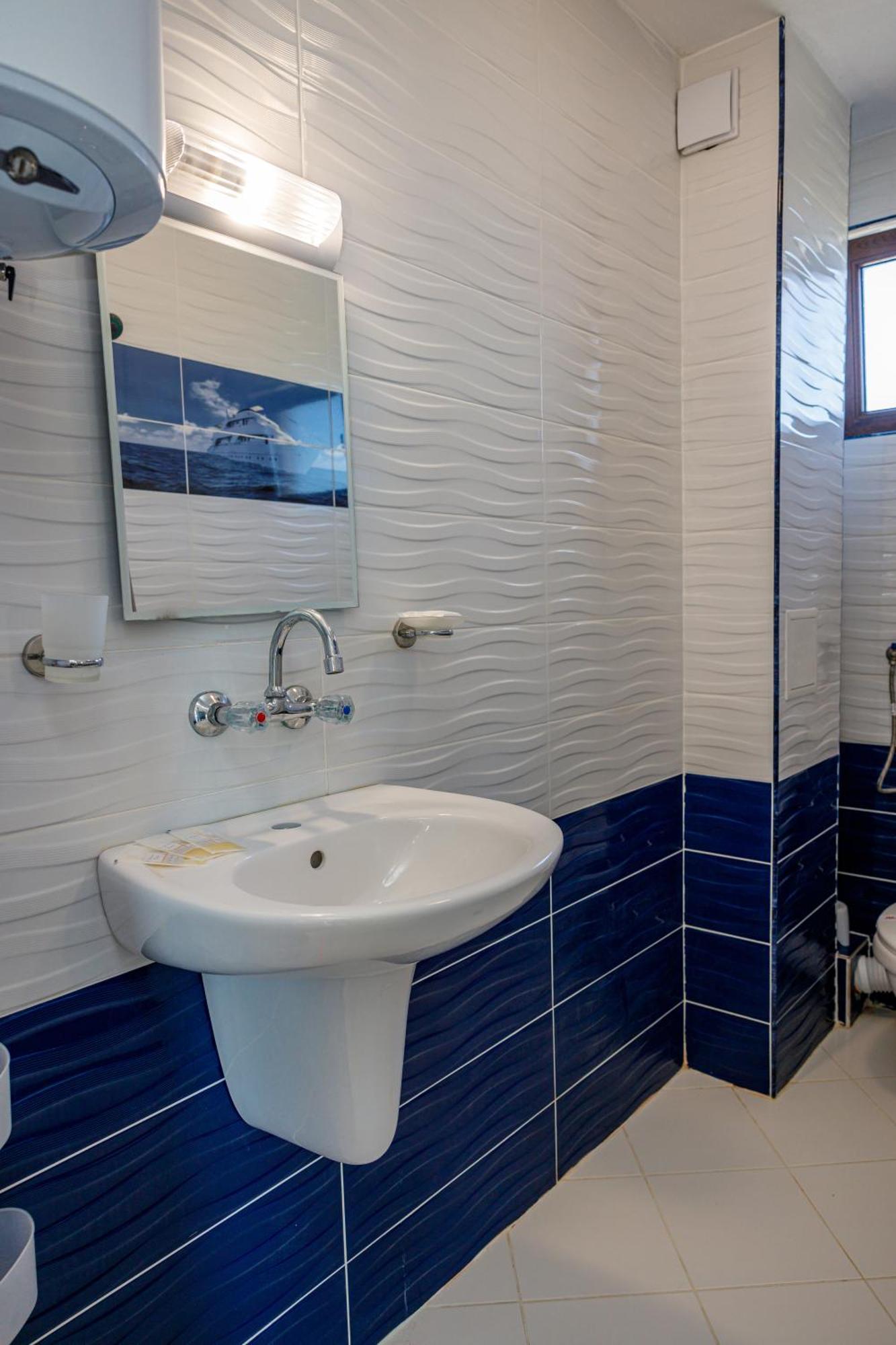 Family Hotel Silitur Ahtopol Exterior photo