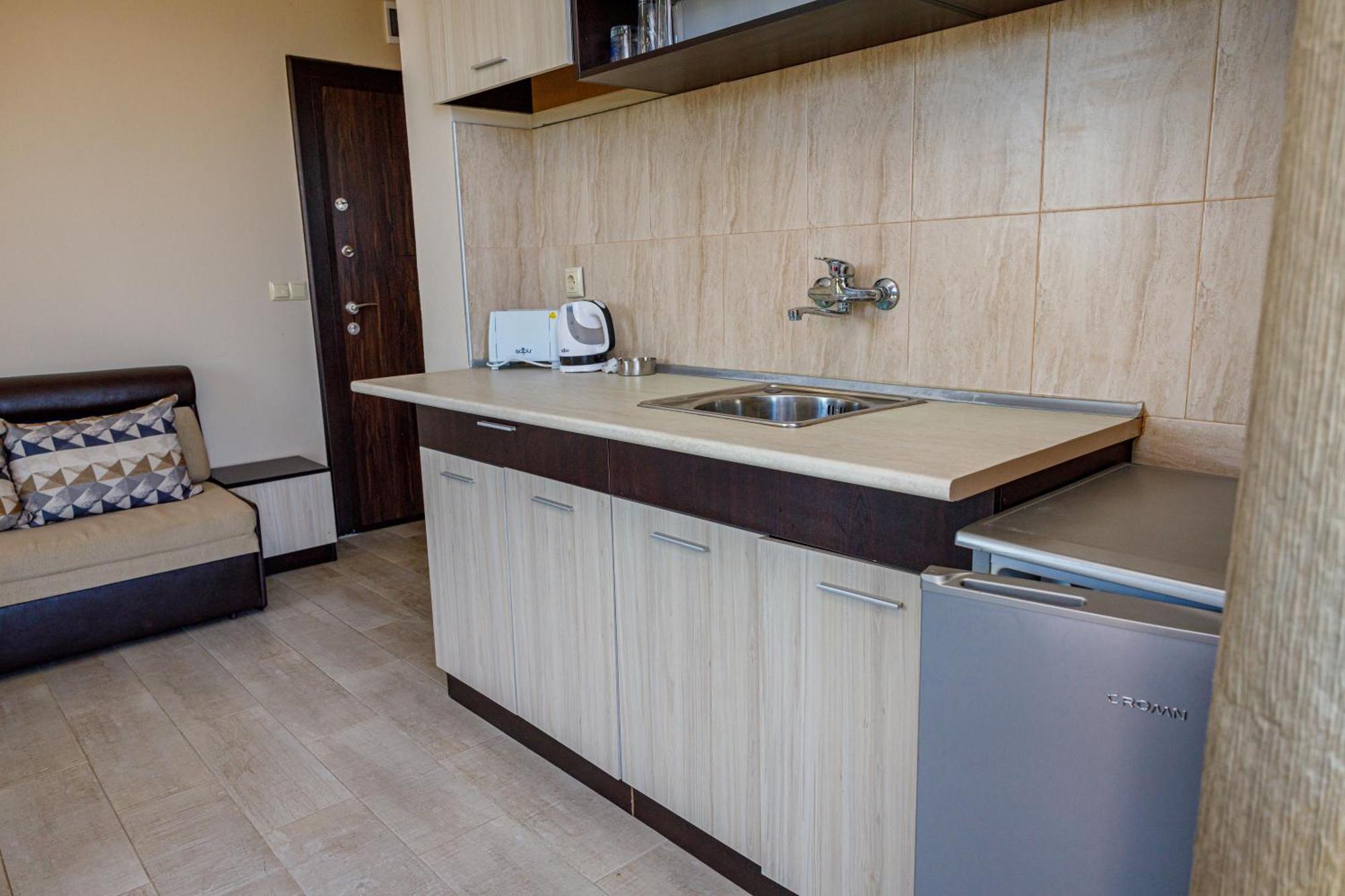 Family Hotel Silitur Ahtopol Exterior photo