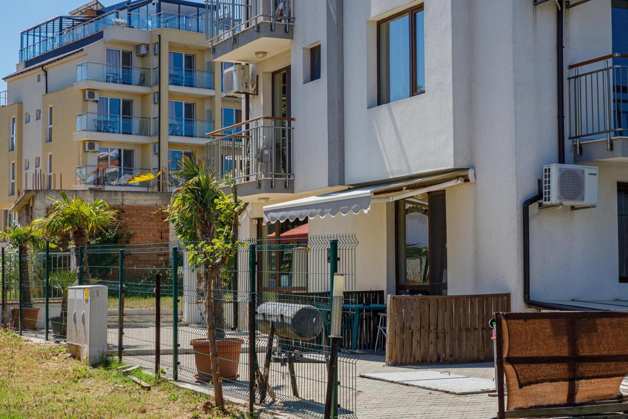 Family Hotel Silitur Ahtopol Exterior photo